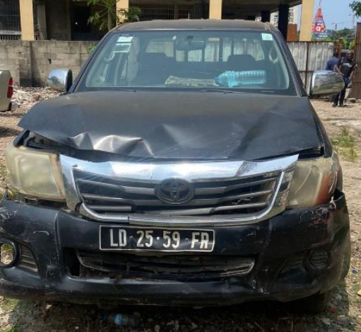 Toyota Hilux | LD-25-59-FR​